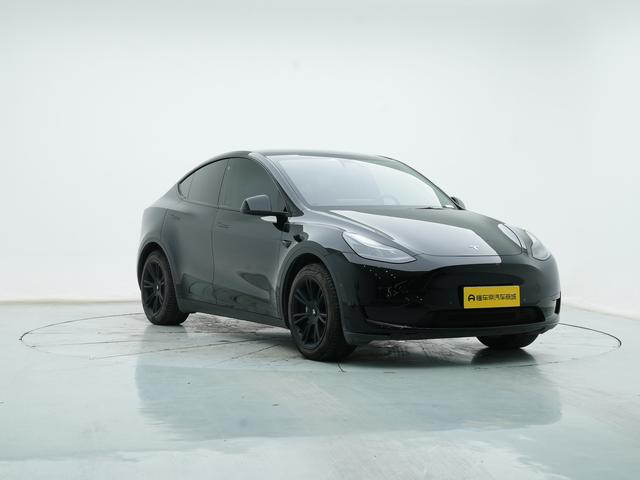 Tesla Model Y 2022 1