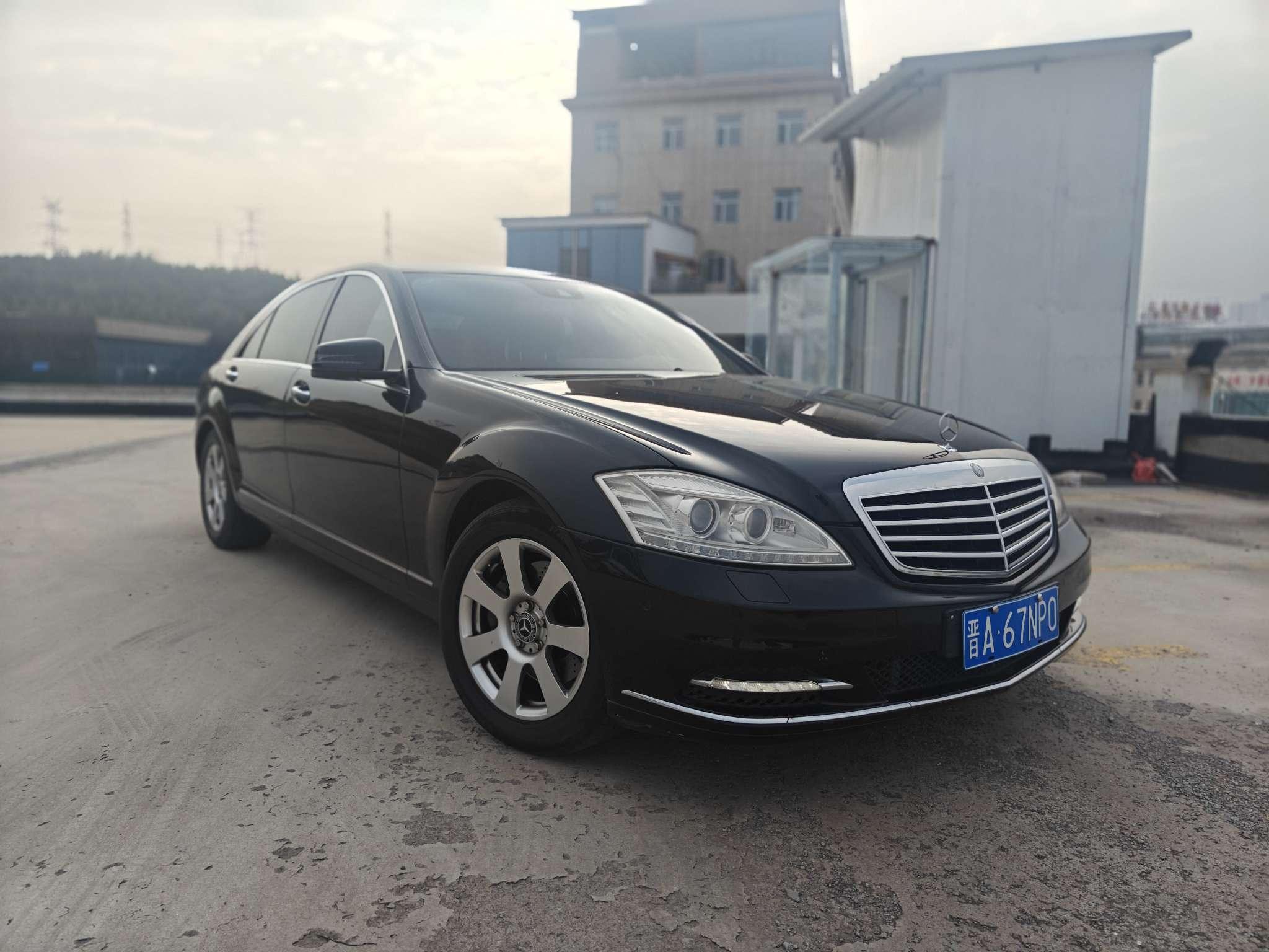 Mercedes-Benz S-Класс 2010 1