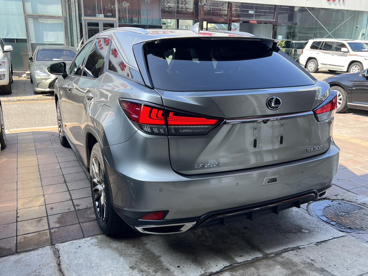Lexus RX 2020 1