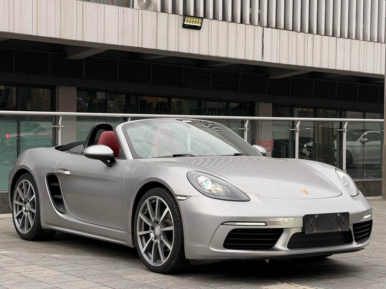 Porsche 718 2018 1