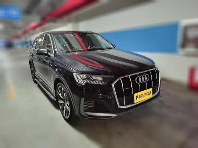 Audi Q7 2022 1