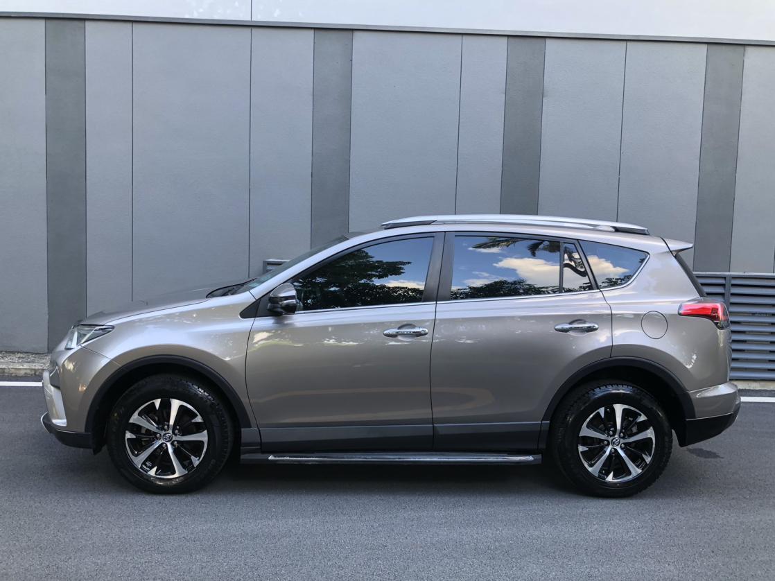 Toyota RAV4 2016 1