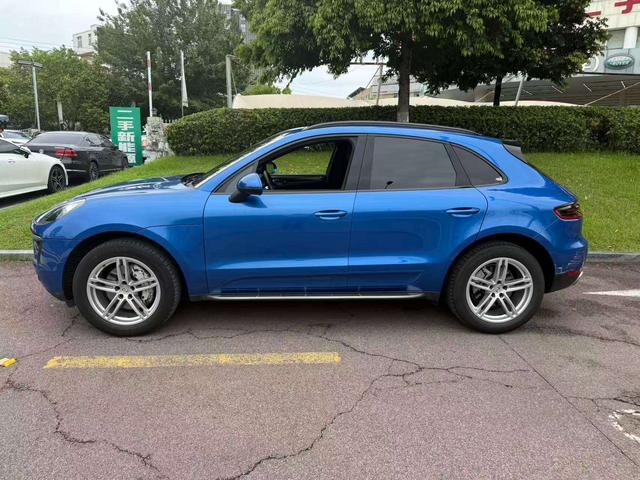 Porsche Macan 2018 1