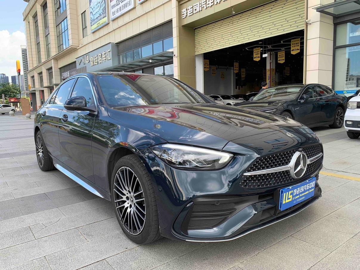 Mercedes-Benz C-Класс 2024 1