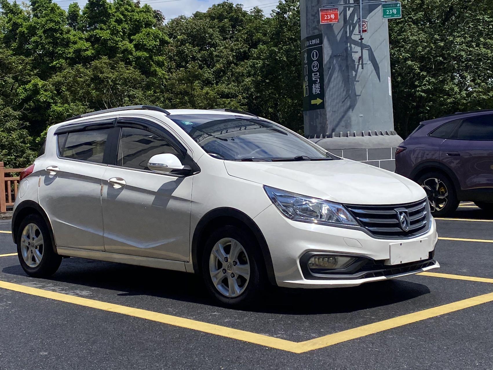 Baojun 310 2016 1
