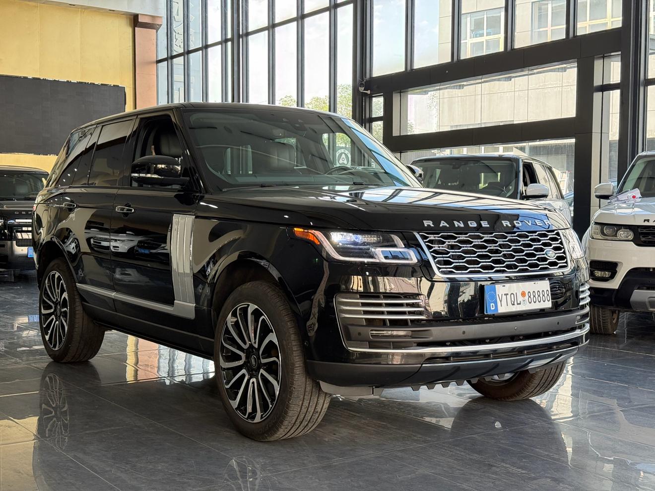 Land Rover Range Rover 2018 1