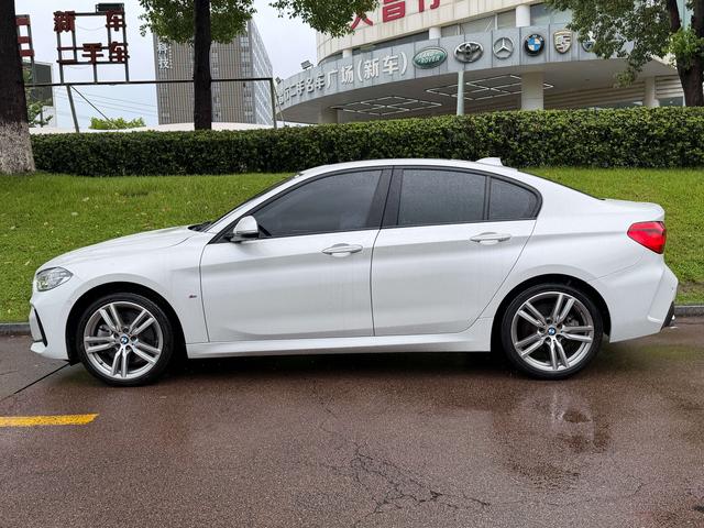 BMW 1 серии 2020 1