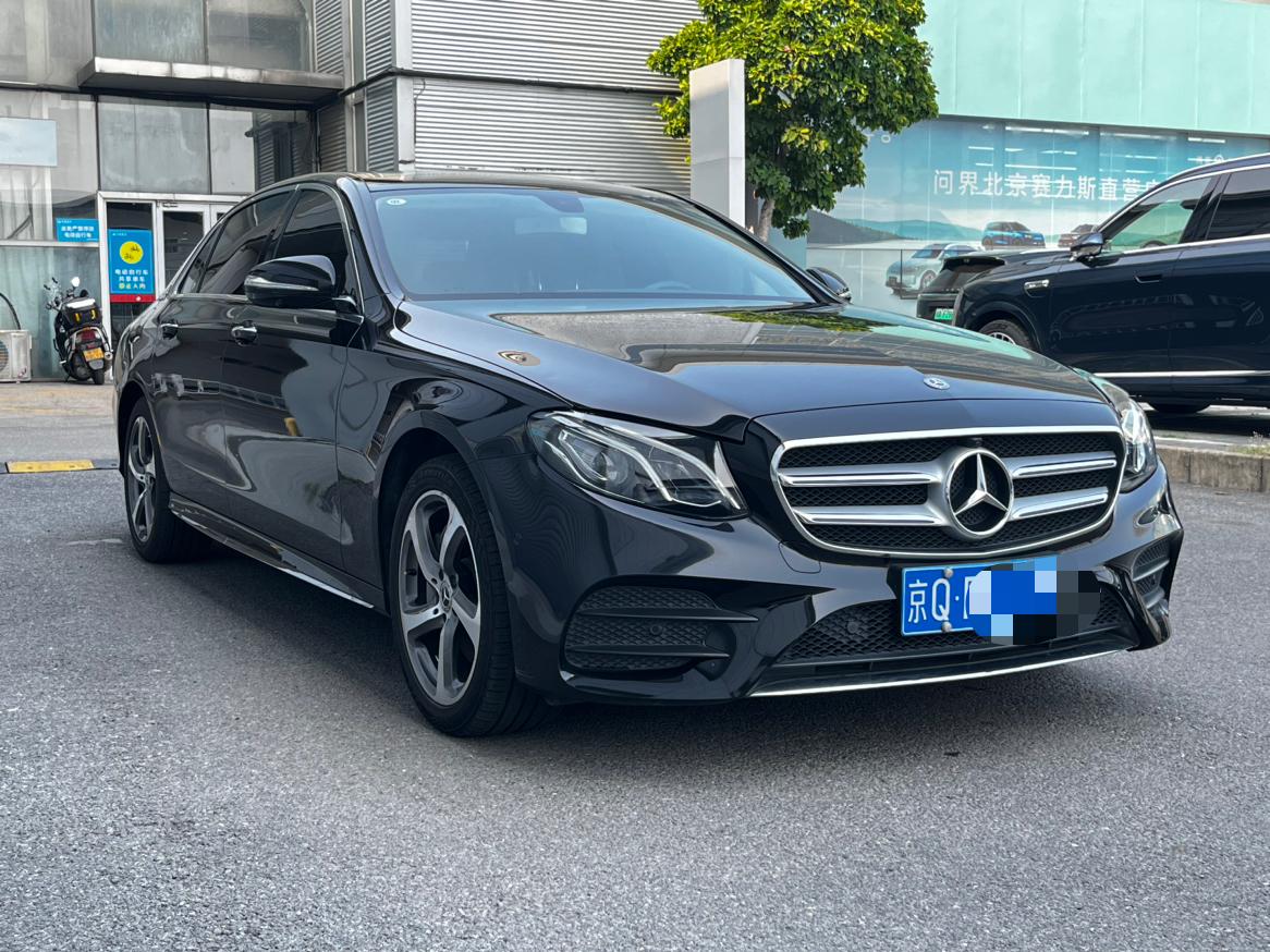 Mercedes-Benz E-Класс 2018 1