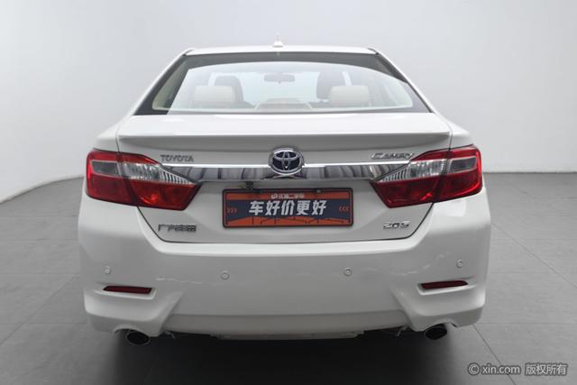 Toyota Camry 2012 1