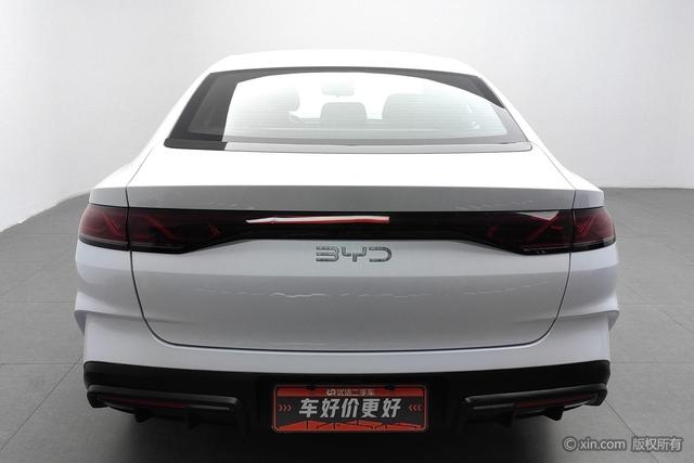 BYD Qin L DM 2024 1