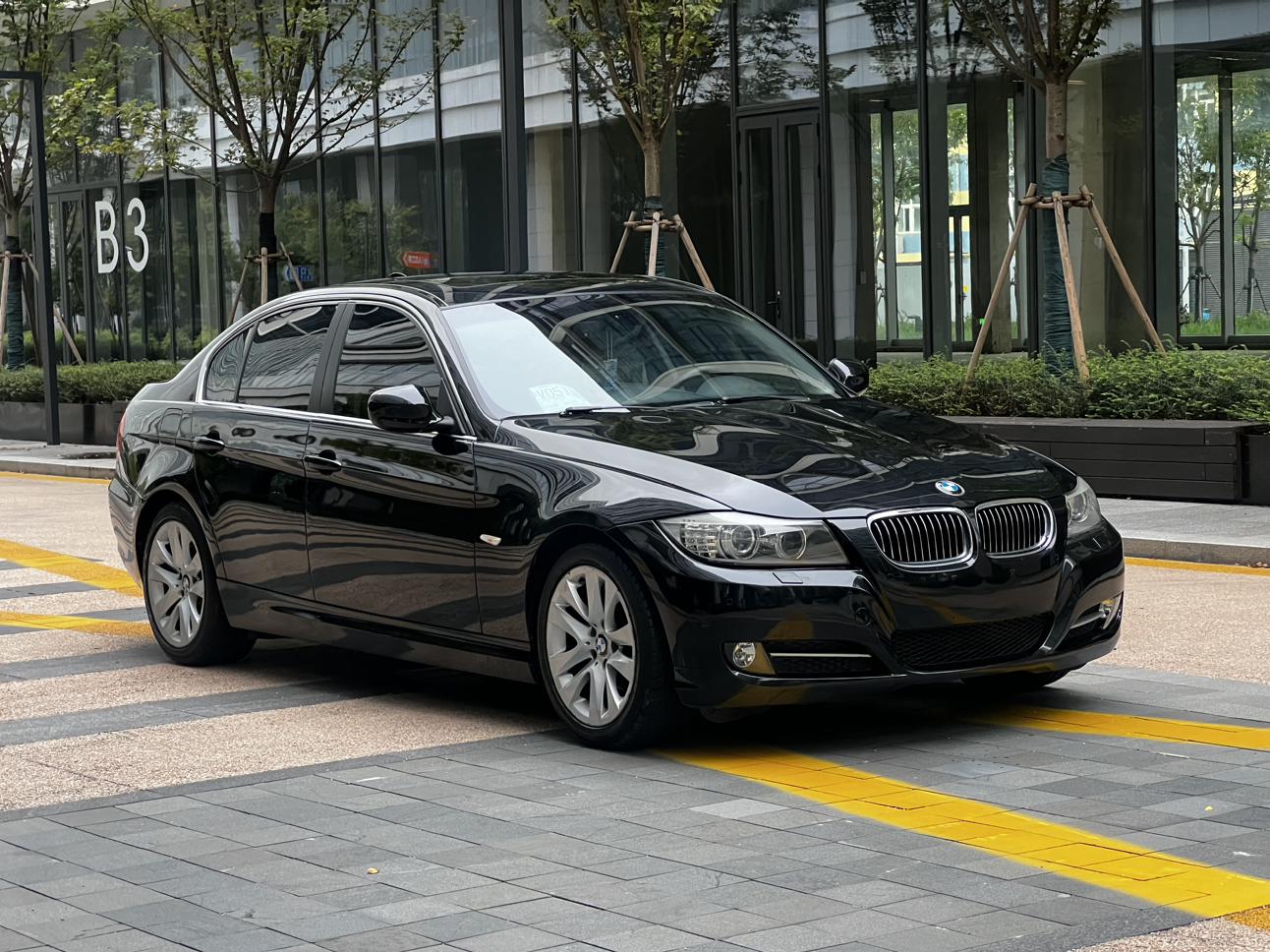 BMW 3 серии 2011 1