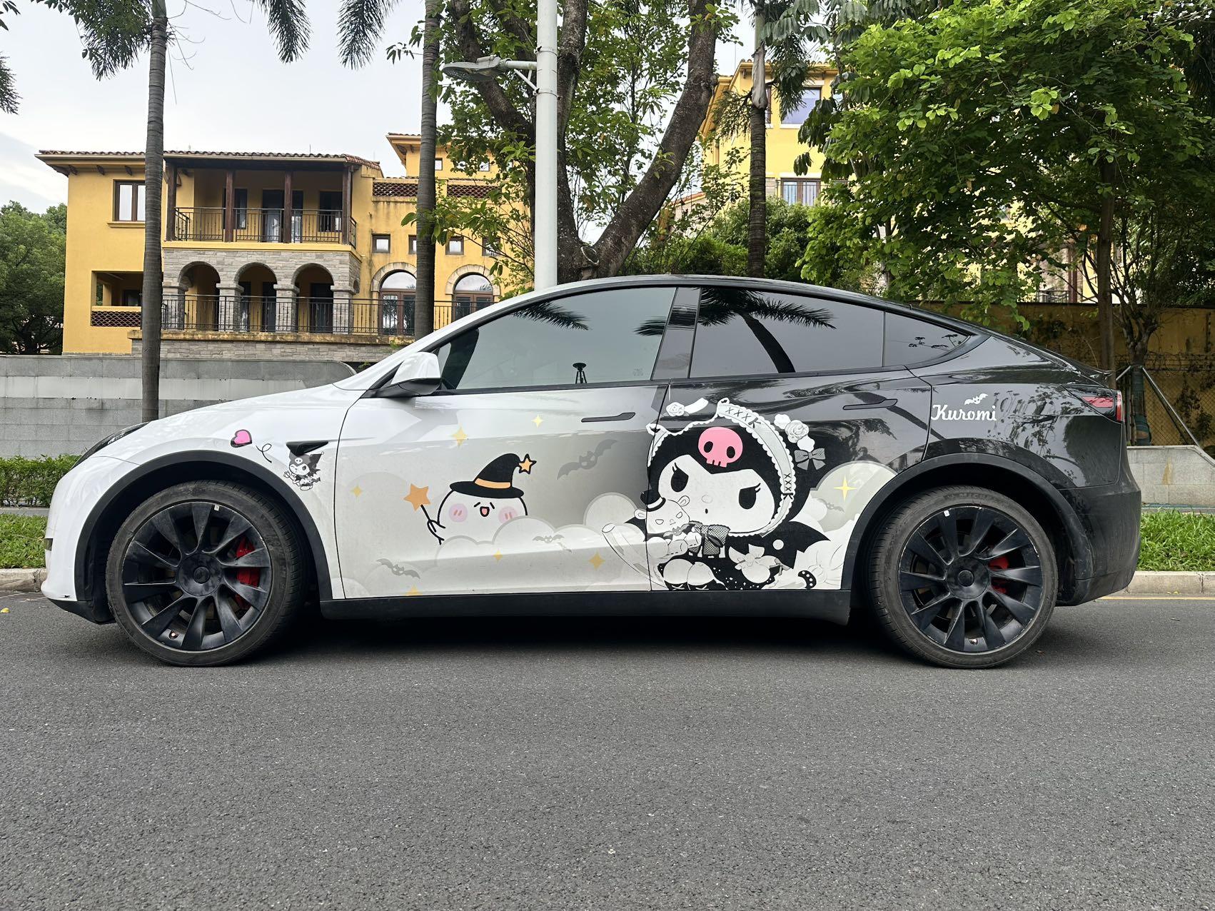 Tesla Model Y 2024 1