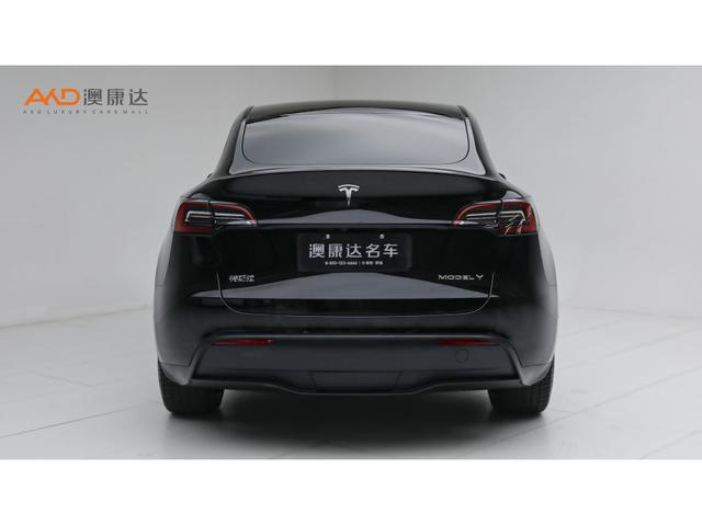 Tesla Model Y 2022 1