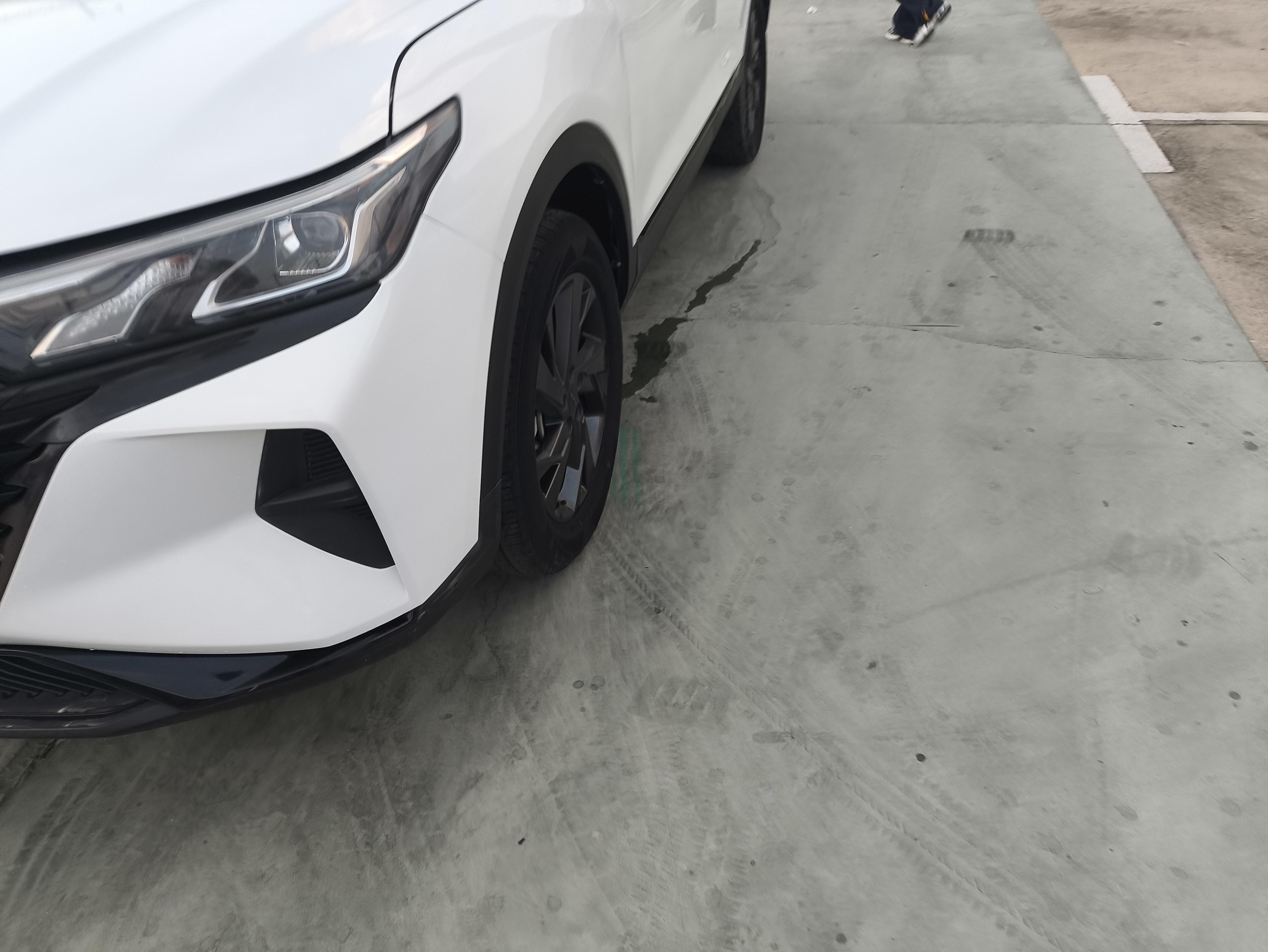 Dongfeng Aeolus AX7 2023 1