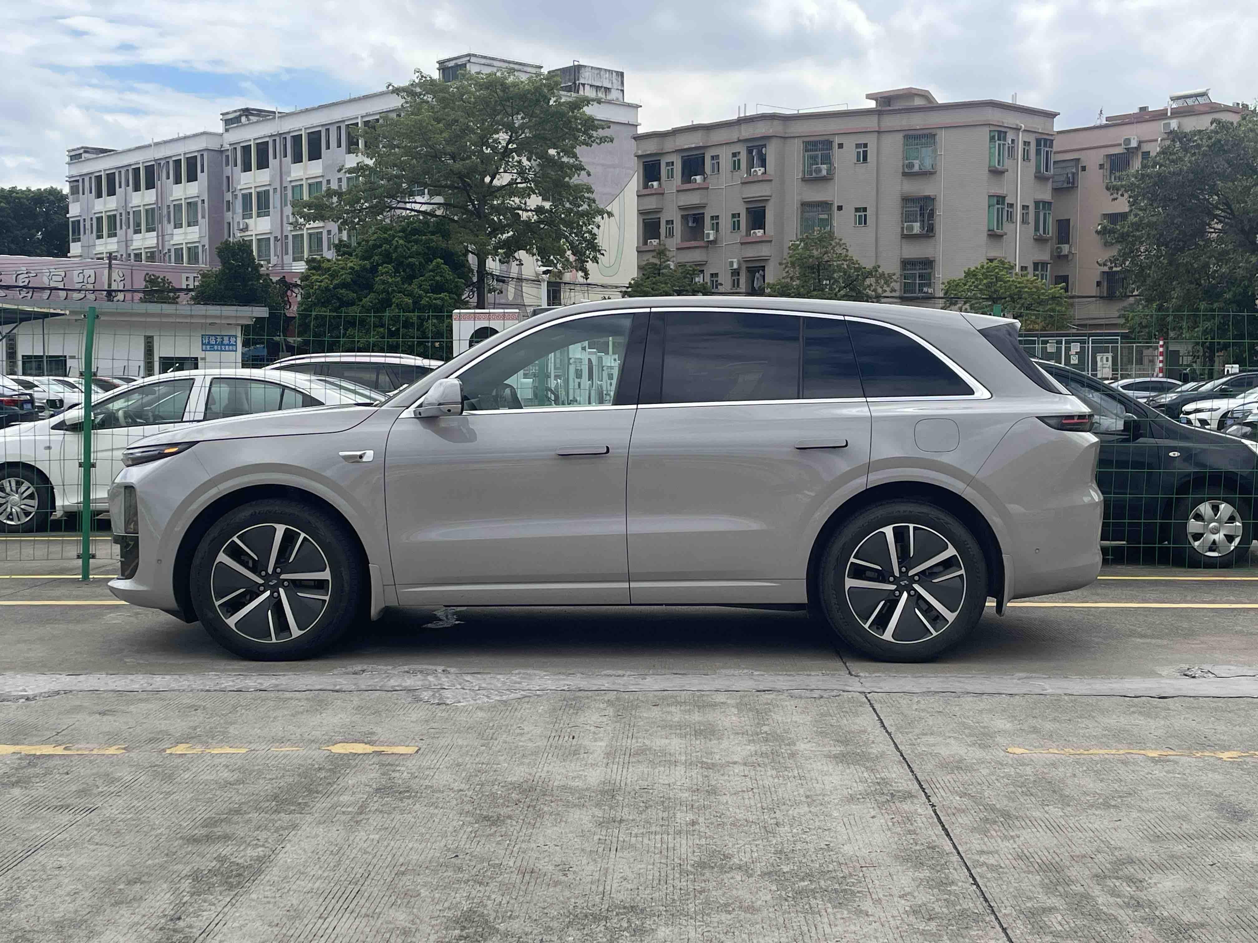 Lixiang L6 2024 1