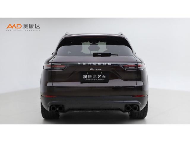 Porsche Cayenne 2021 1