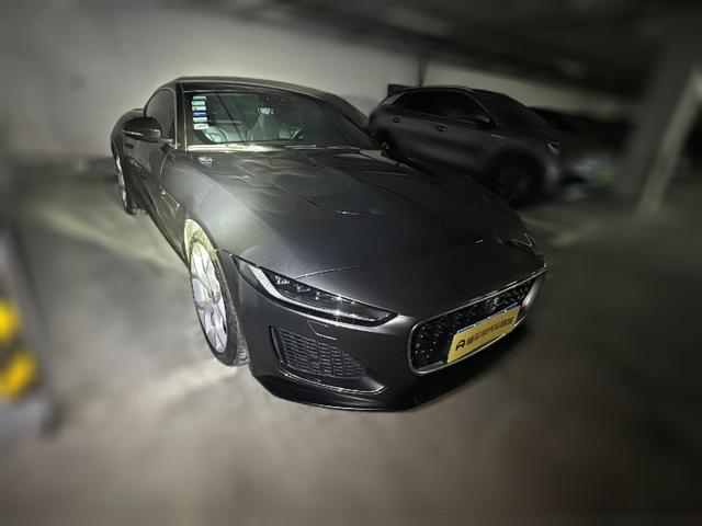 Jaguar F-Type 2021 1