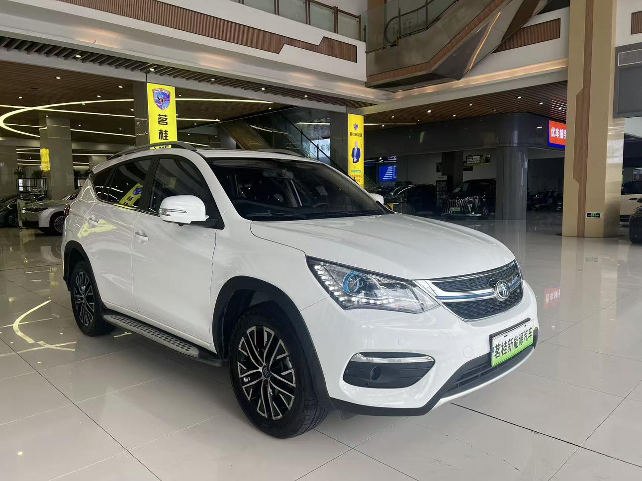 BYD Song 2017 1