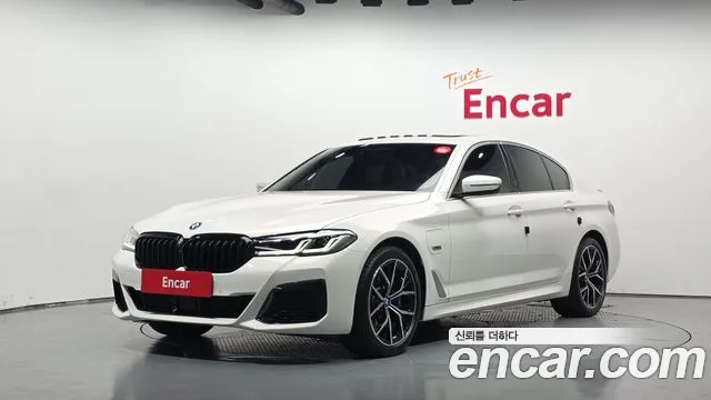 BMW 5-Series 2022 1