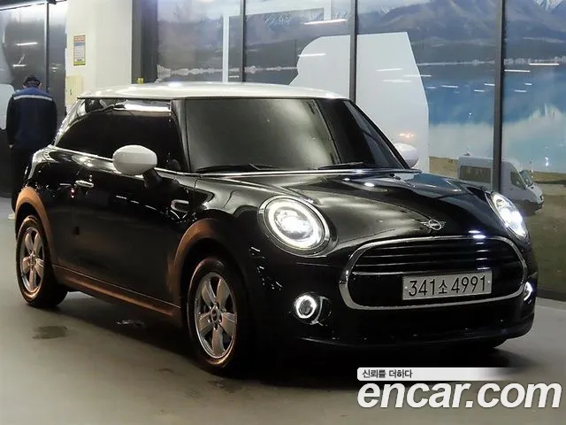 Mini Hatch 2020 1