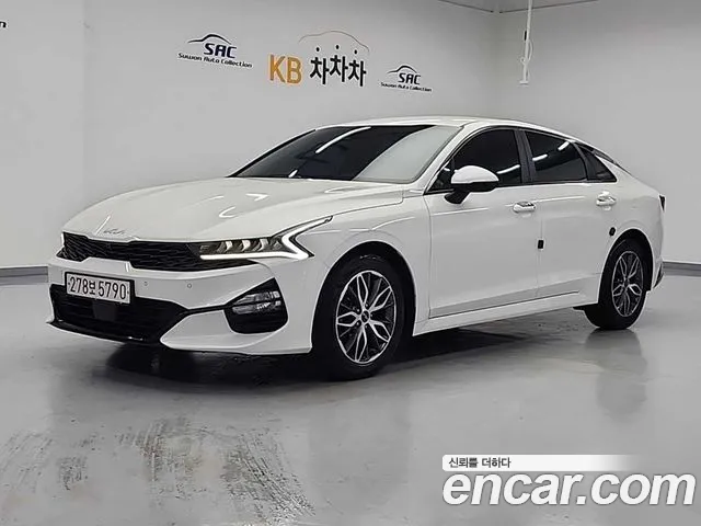 Kia K5 2022 1