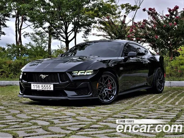 Ford Mustang Mach-E 2025 1