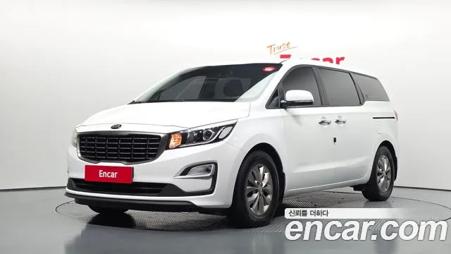 Kia Carnival 2018 1