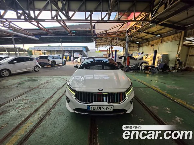 Kia K7 2019 1