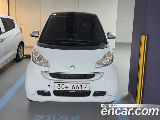 Smart Fortwo 2011 1