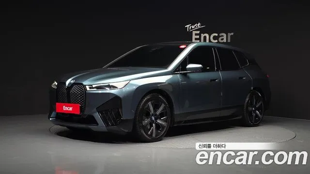 BMW iX 2023 1
