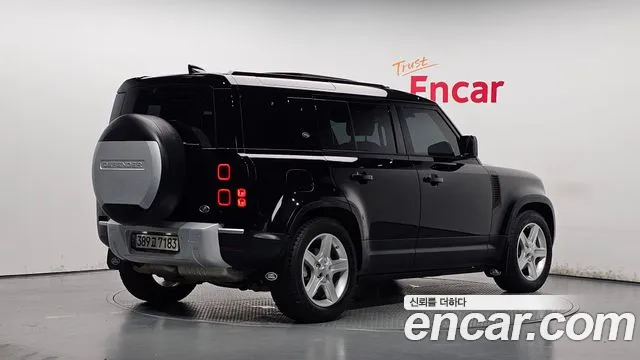 Land Rover Defender 2020 1