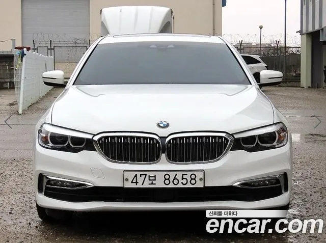 BMW 5-Series 2018 1