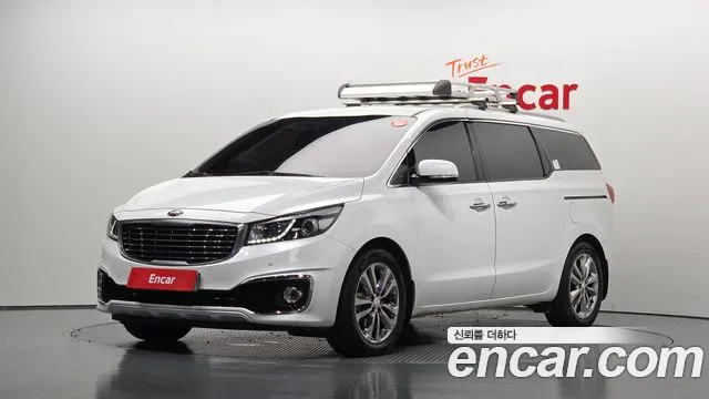 Kia Carnival 2016 1