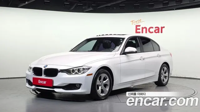 BMW 3-Series 2012 1