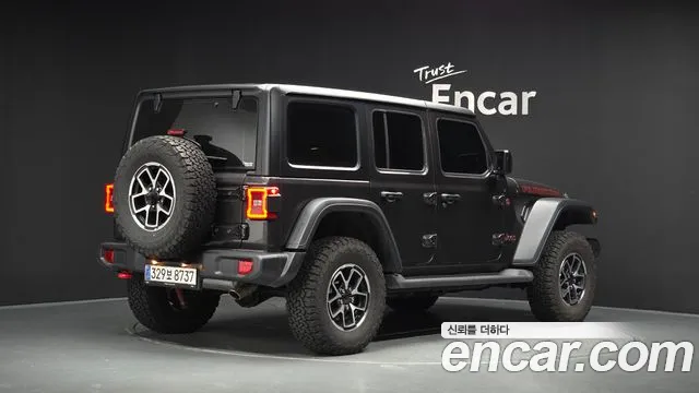 Jeep Wrangler 2025 1
