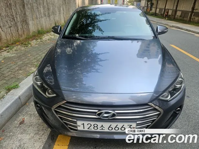 Hyundai Avante 2016 1