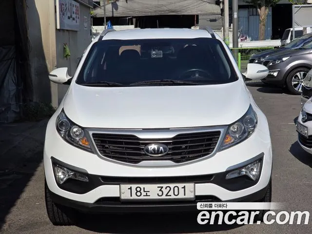 Kia Sportage 2010 1