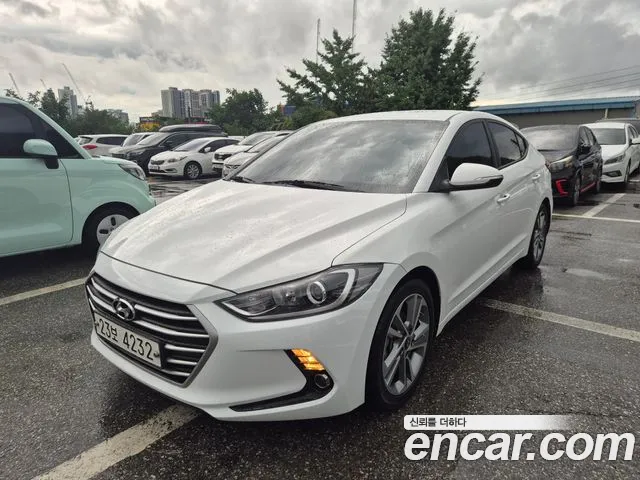 Hyundai Avante 2017 1